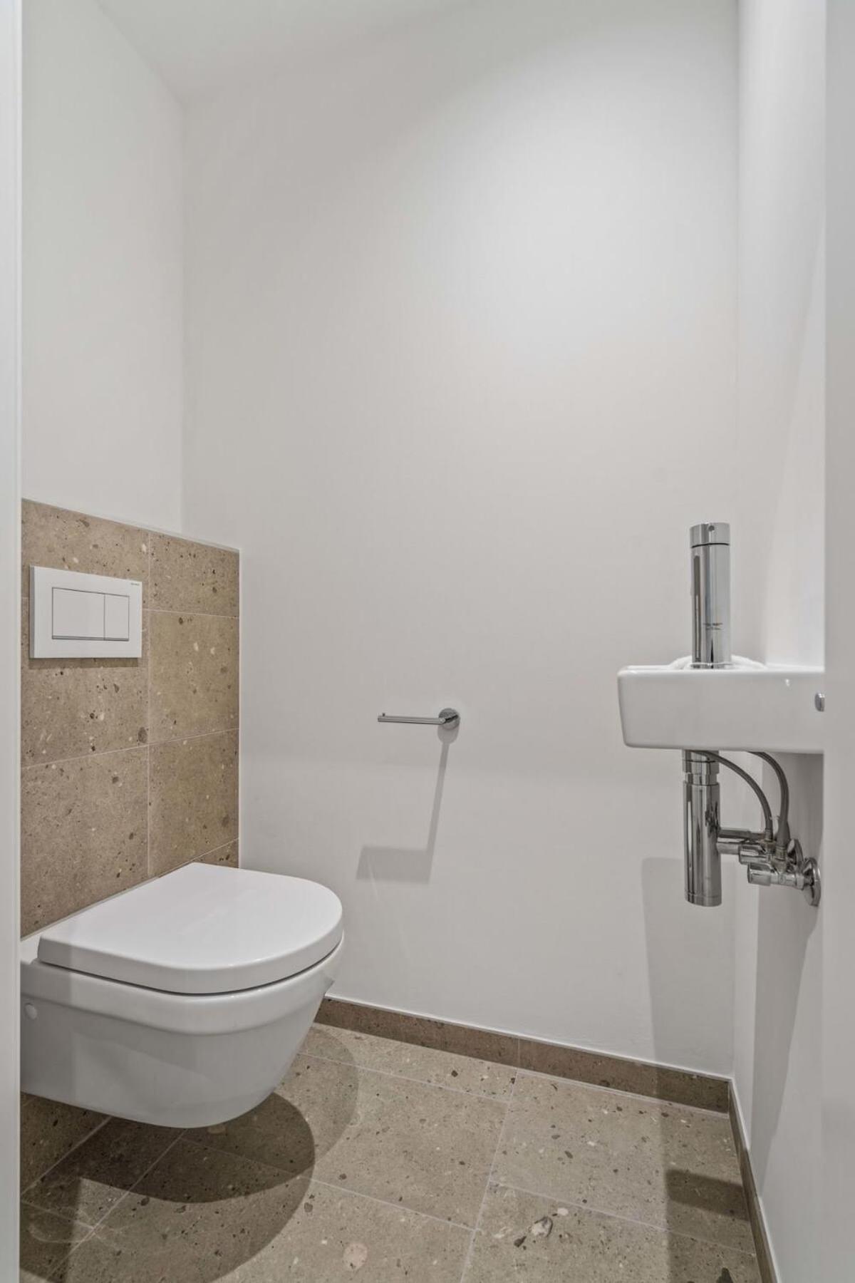 Ferienwohnung Luxurious 2Br Apt With Balcony In Luxemburg Exterior foto