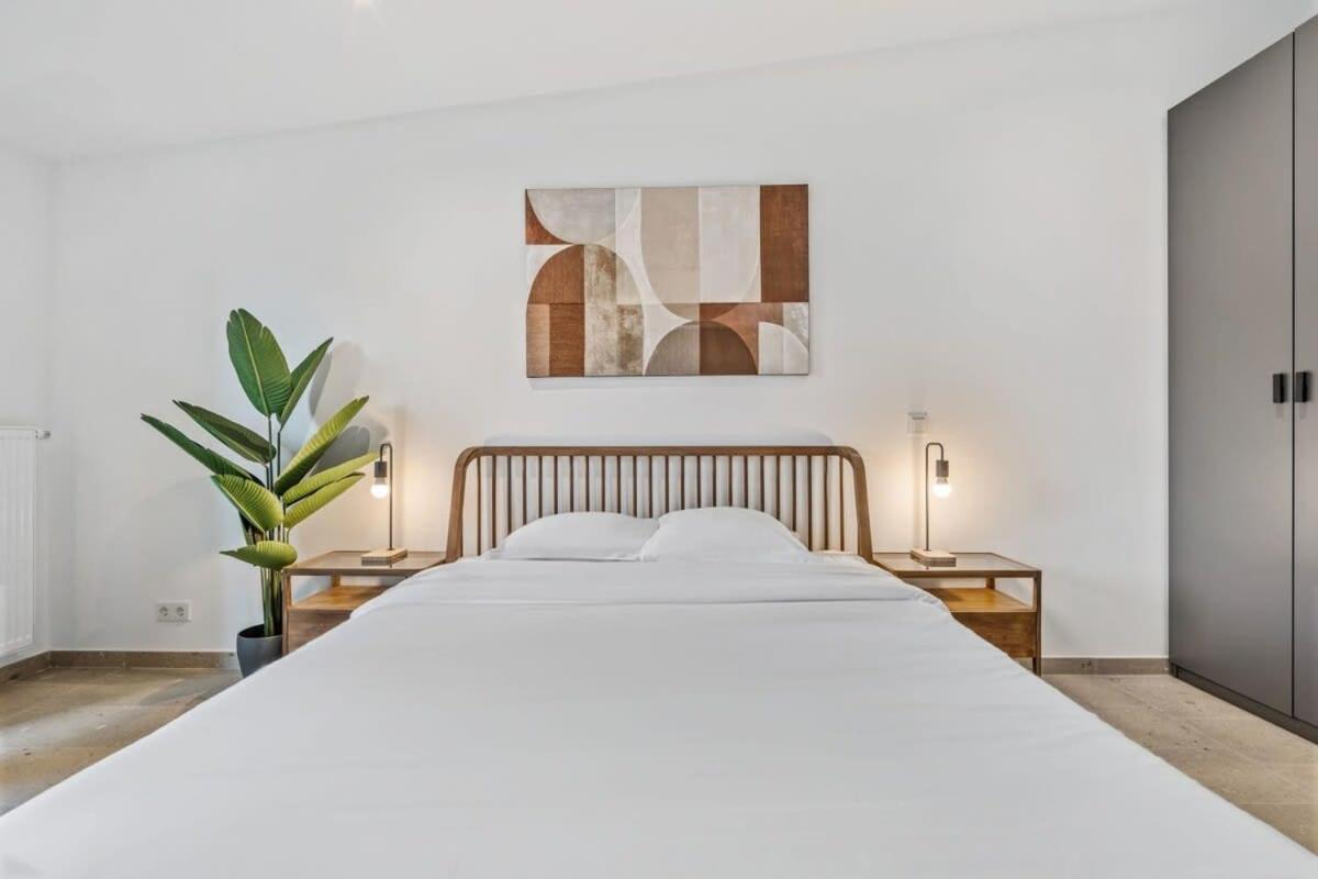 Ferienwohnung Luxurious 2Br Apt With Balcony In Luxemburg Exterior foto