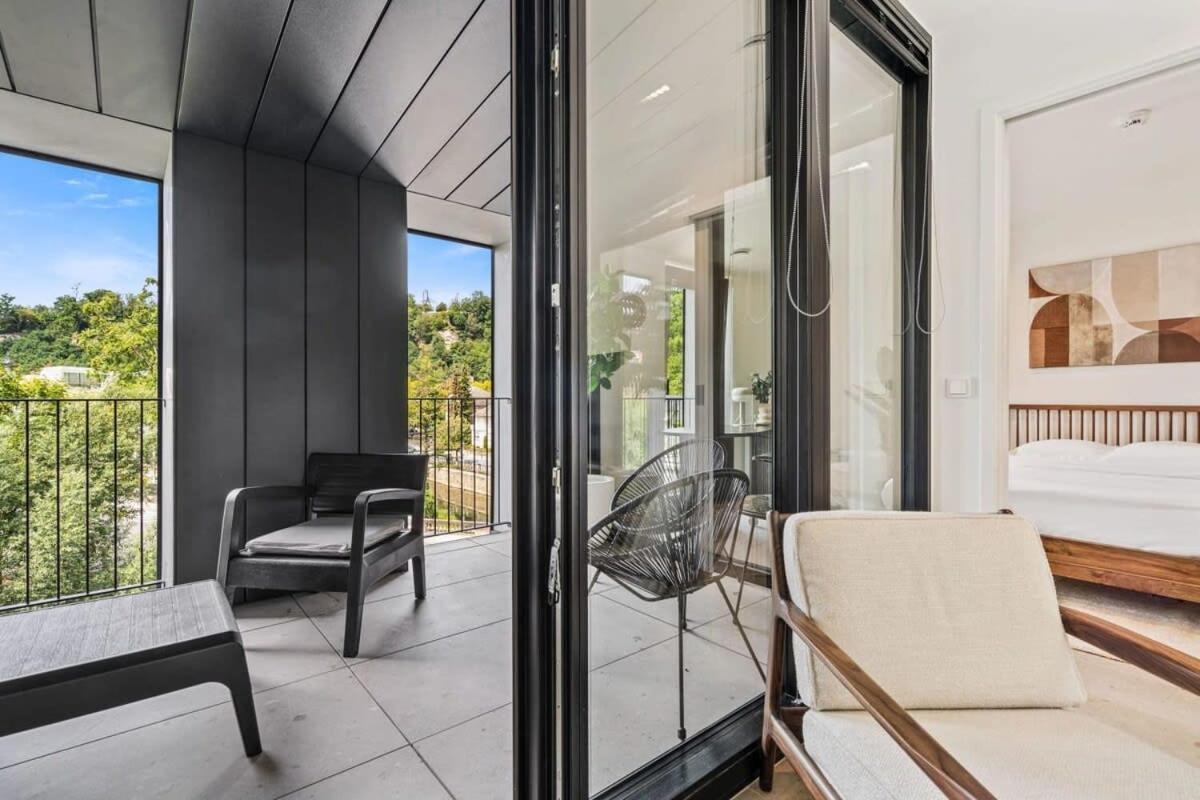 Ferienwohnung Luxurious 2Br Apt With Balcony In Luxemburg Exterior foto