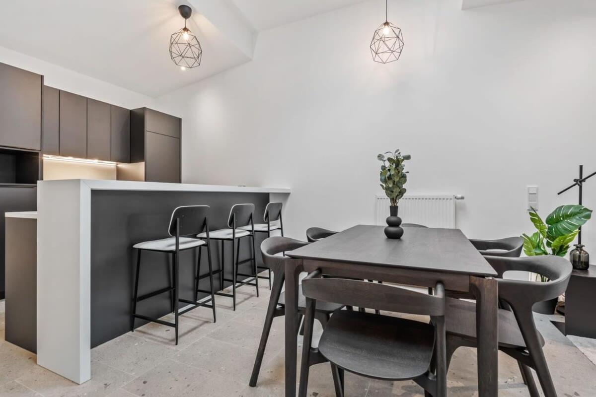 Ferienwohnung Luxurious 2Br Apt With Balcony In Luxemburg Exterior foto