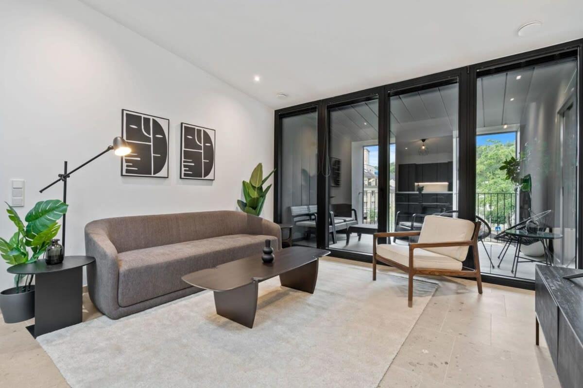 Ferienwohnung Luxurious 2Br Apt With Balcony In Luxemburg Exterior foto